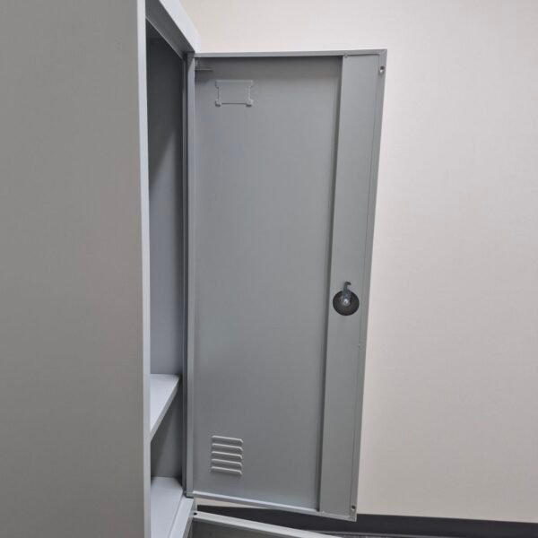 2-Door Locker